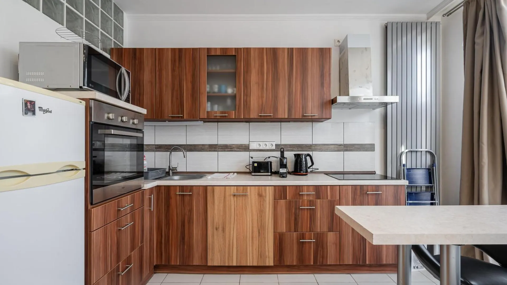 Eclipse Elegance Apartment Budapest 0*,