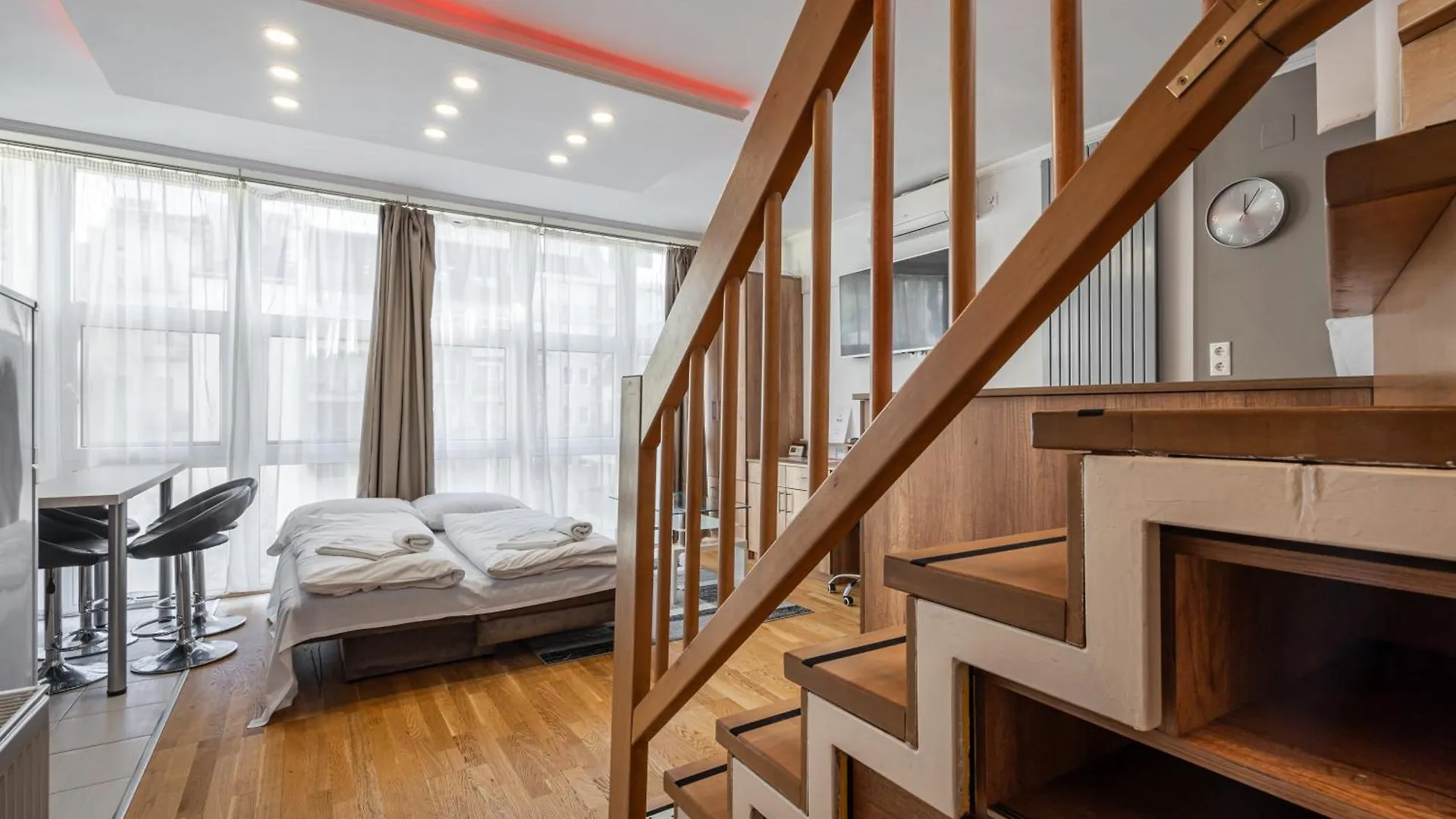 Eclipse Elegance Apartment Budapest