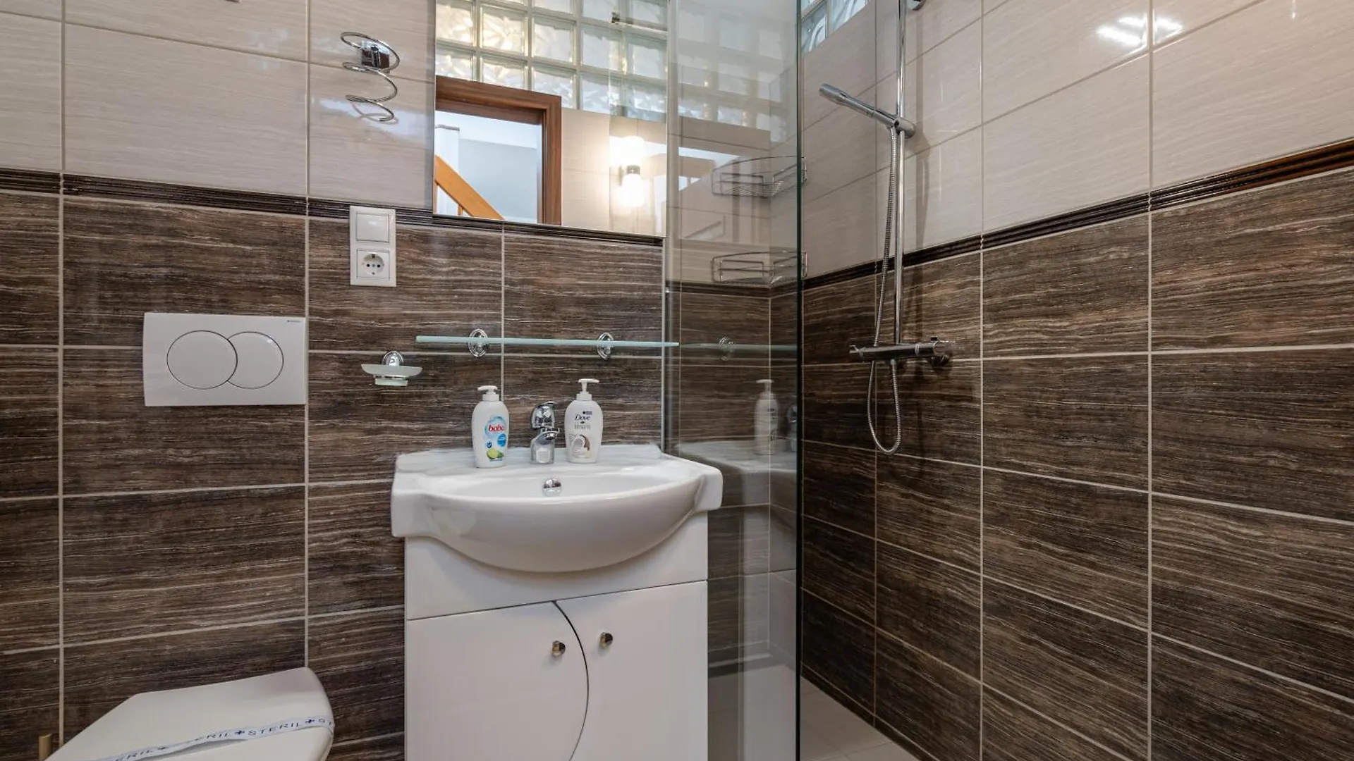 Eclipse Elegance Apartment Budapest 0*,